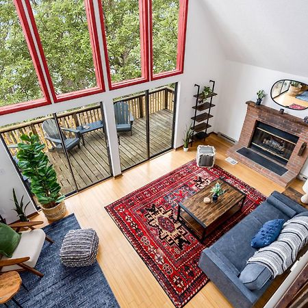 Modern Chalet Cabin W Hot Tub, Deck&Grill, & Wifi! Inwood Dış mekan fotoğraf