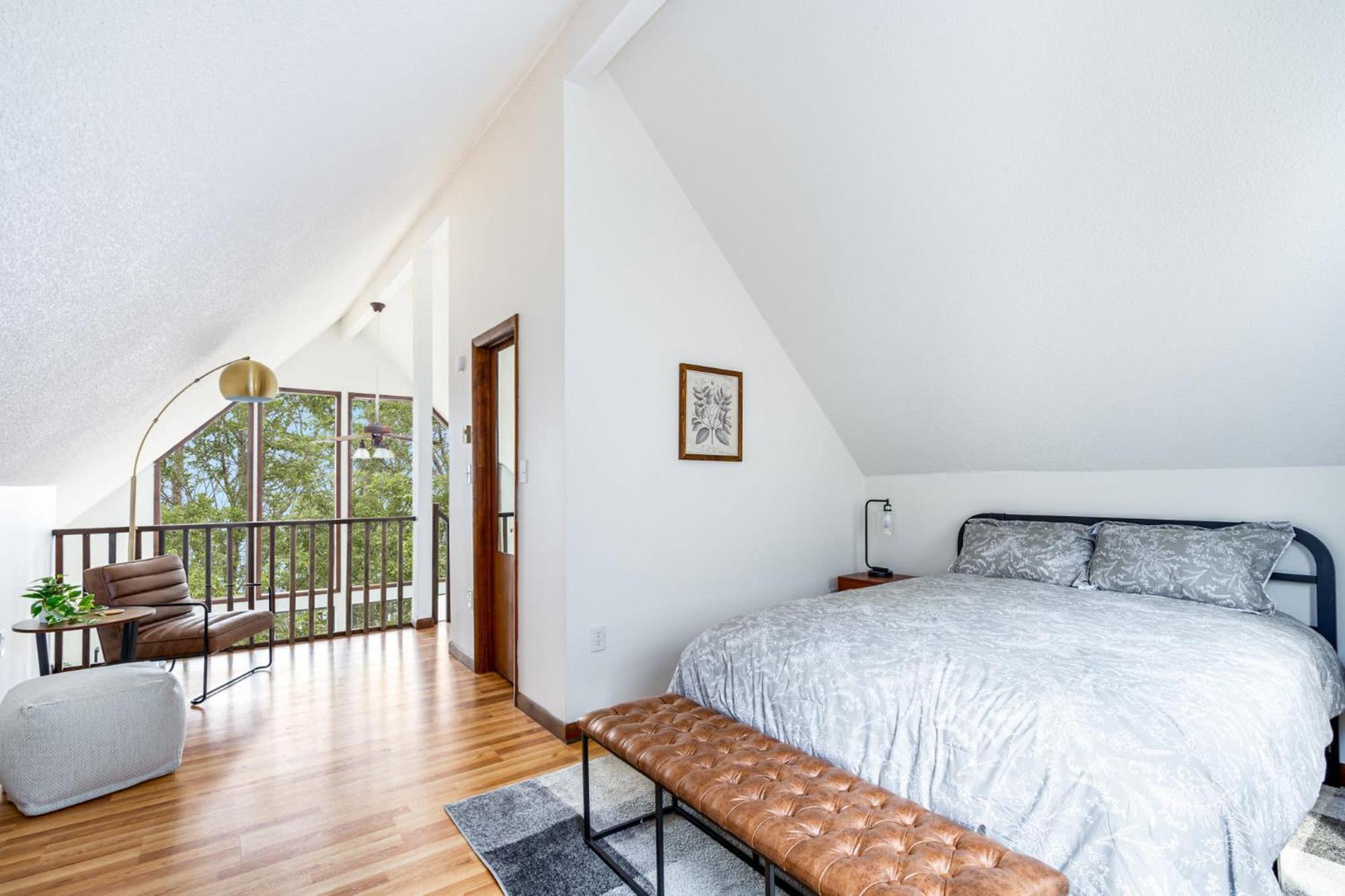 Modern Chalet Cabin W Hot Tub, Deck&Grill, & Wifi! Inwood Dış mekan fotoğraf